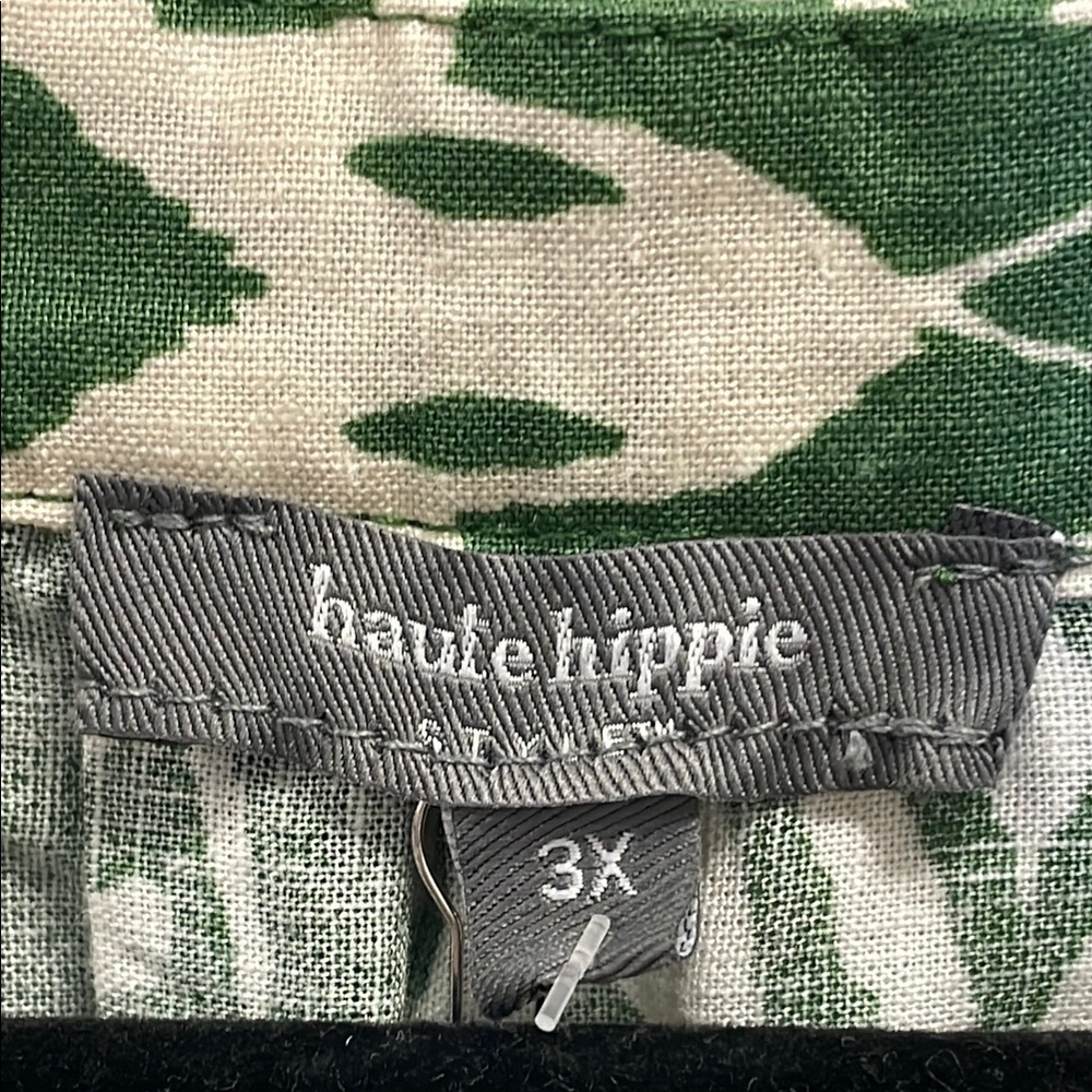 Haute Hippie, Green and White, Ruffle Cap Sleeve, Linen Blend, Boxy Blouse, (3X) - Picture 4 of 11